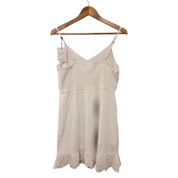 ⭐️NWT - Japna White Eyelet Sundress - Picture 3 of 9